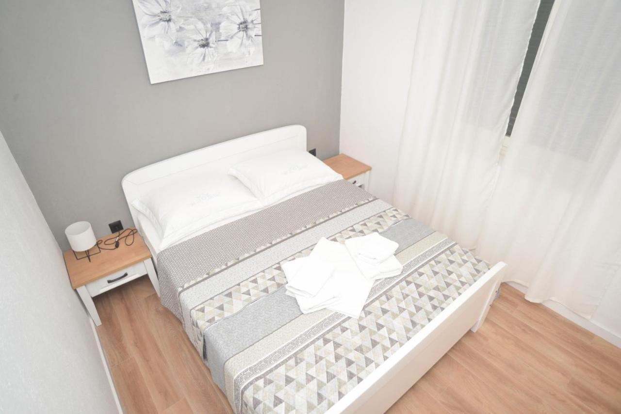 Apartment Ante Biograd Na Moru Exteriör bild
